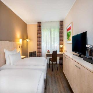Sunday Hotel Bielefeld Johannisberg fotoÄŸrafÄ±