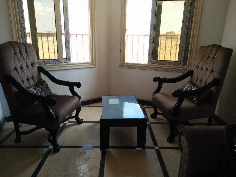 Royal Nj Hotel - Lobi