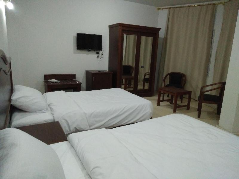 Royal Nj Hotel - Oda