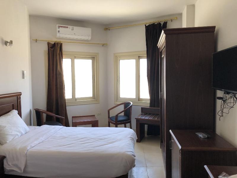 Royal Nj Hotel - Oda
