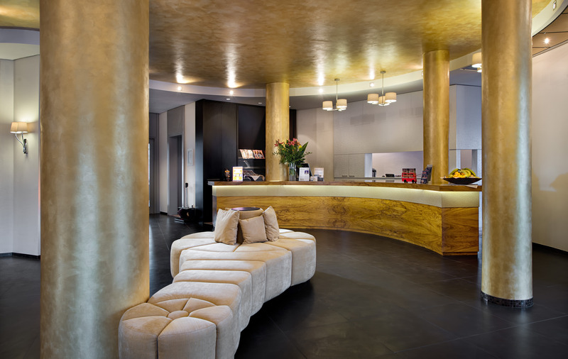Park Hotel Am Berliner Tor - Lobi