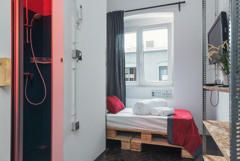 Swanky Mint Hostel - Lobi