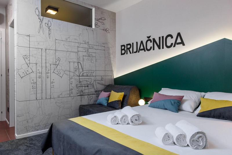 Swanky Mint Hostel - Genel