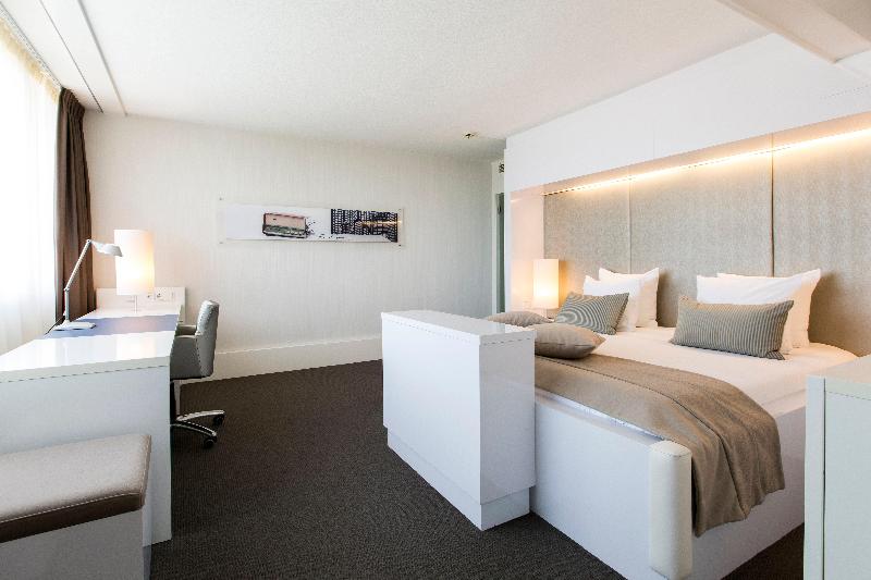 Holiday Inn Eindhoven Centre - Oda