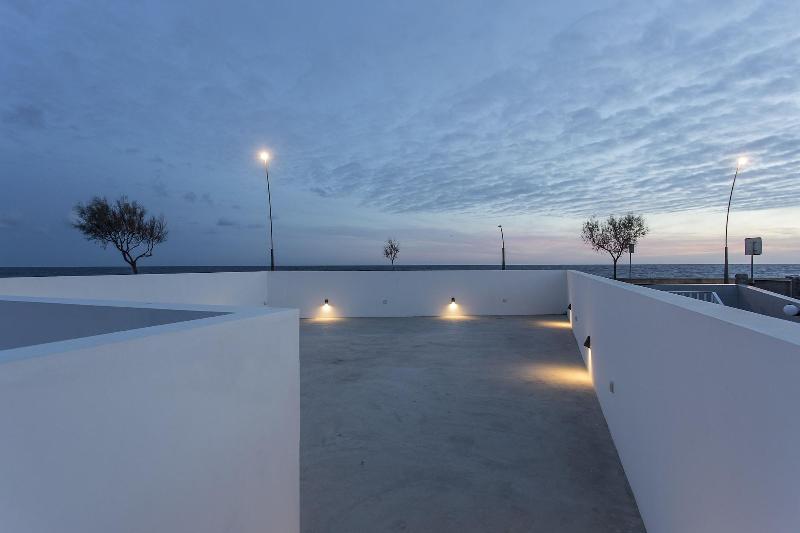 Praia de Santos - Exclusive Guest House - Teras