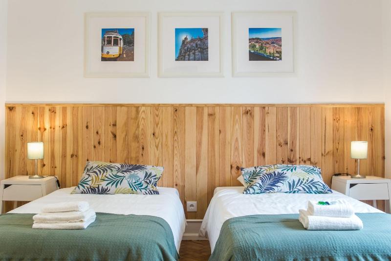 Home Out Rooms & Apartments - Genel