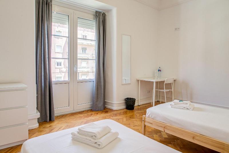 Home Out Rooms & Apartments - Oda