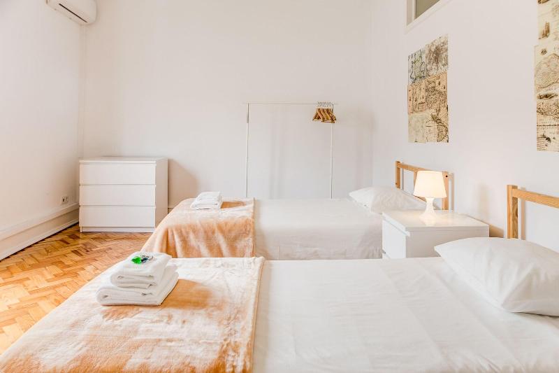 Home Out Rooms & Apartments - Oda