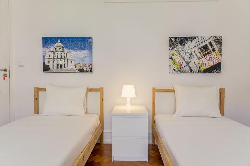 Home Out Rooms & Apartments - Oda