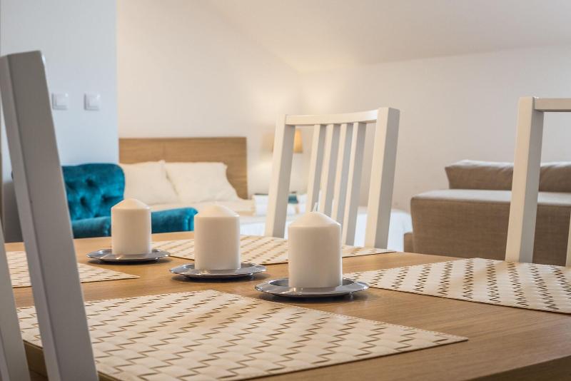Home Out Rooms & Apartments - Oda