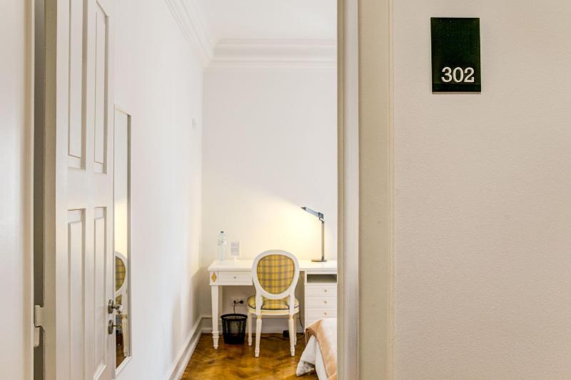 Home Out Rooms & Apartments - Oda