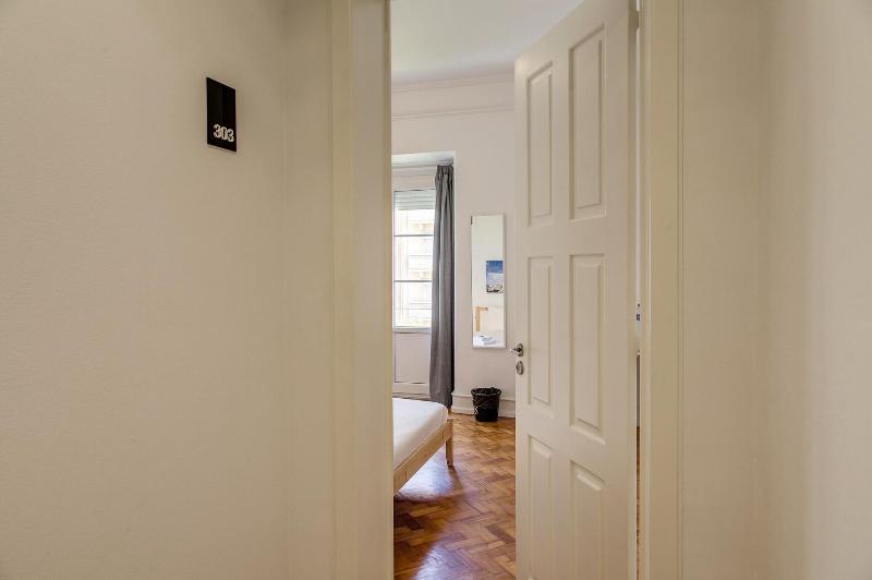 Home Out Rooms & Apartments - Oda