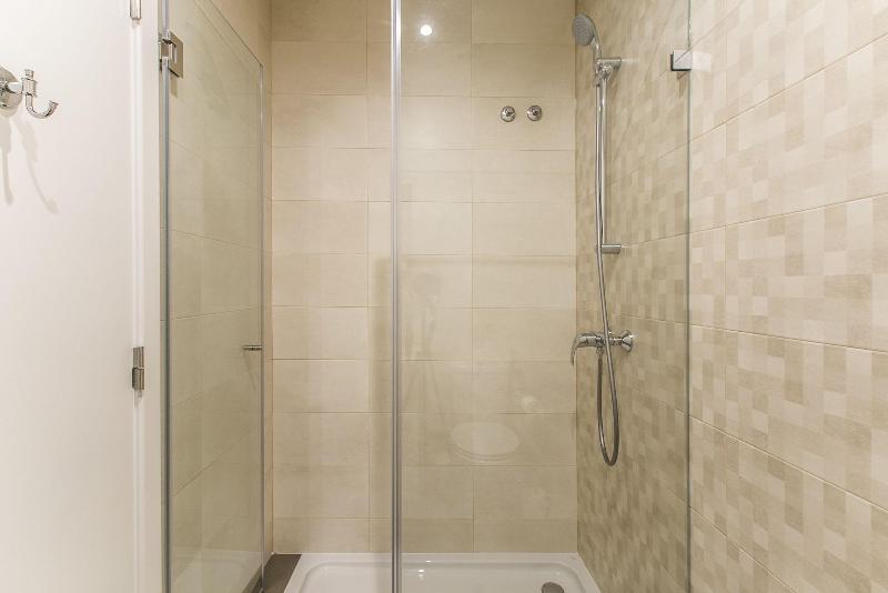 Home Out Rooms & Apartments - Oda