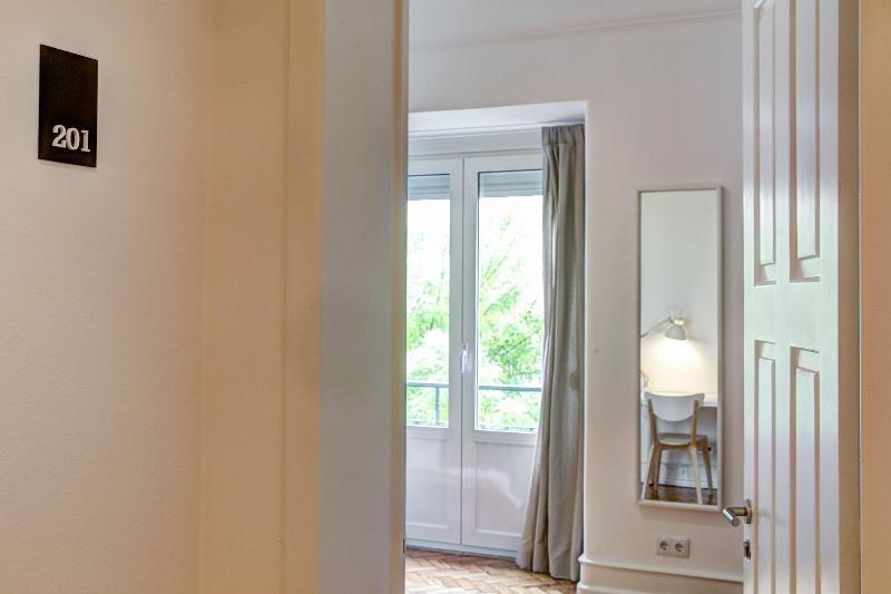 Home Out Rooms & Apartments - Oda