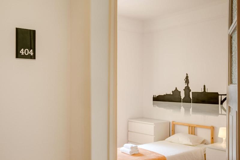 Home Out Rooms & Apartments - Oda