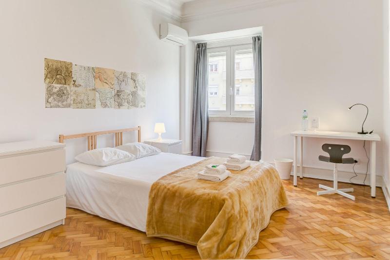 Home Out Rooms & Apartments - Oda
