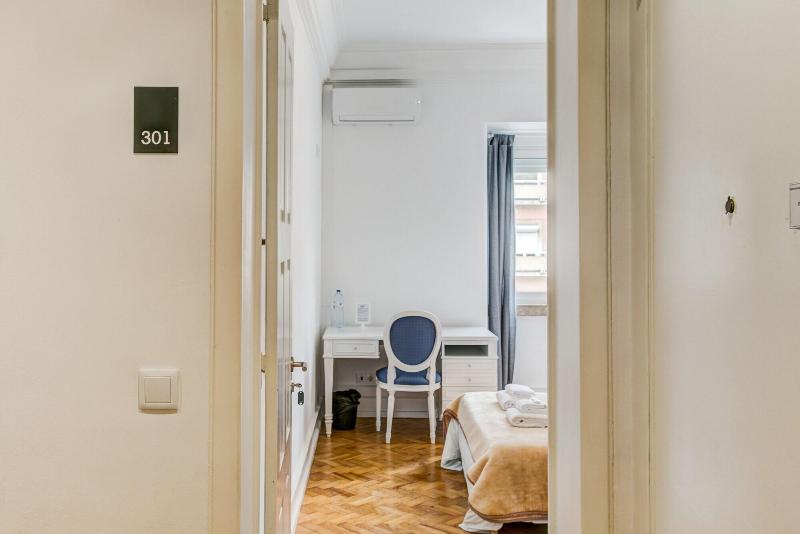 Home Out Rooms & Apartments - Oda