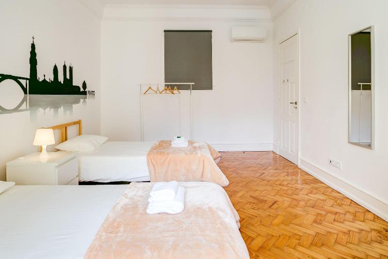 Home Out Rooms & Apartments - Oda