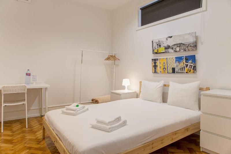 Home Out Rooms & Apartments - Oda