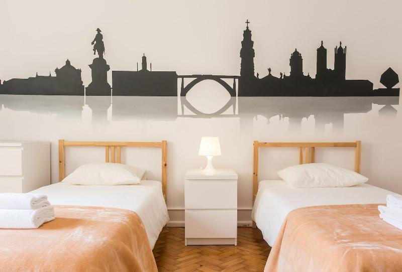 Home Out Rooms & Apartments - Oda