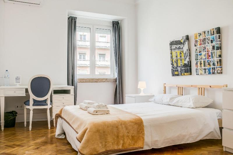 Home Out Rooms & Apartments - Oda