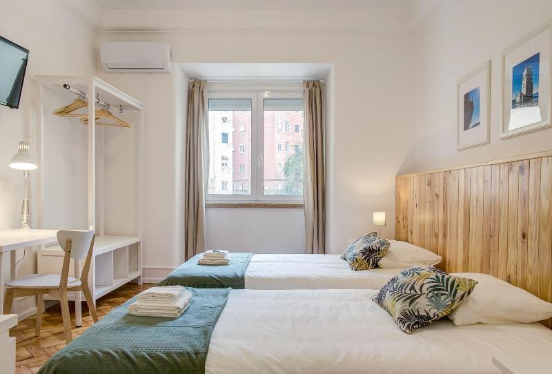 Home Out Rooms & Apartments - Oda