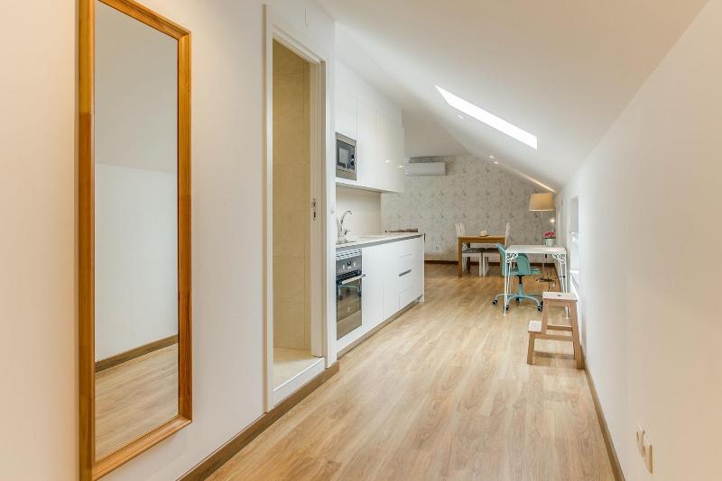 Home Out Rooms & Apartments - Oda