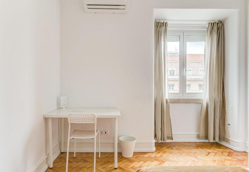 Home Out Rooms & Apartments - Oda