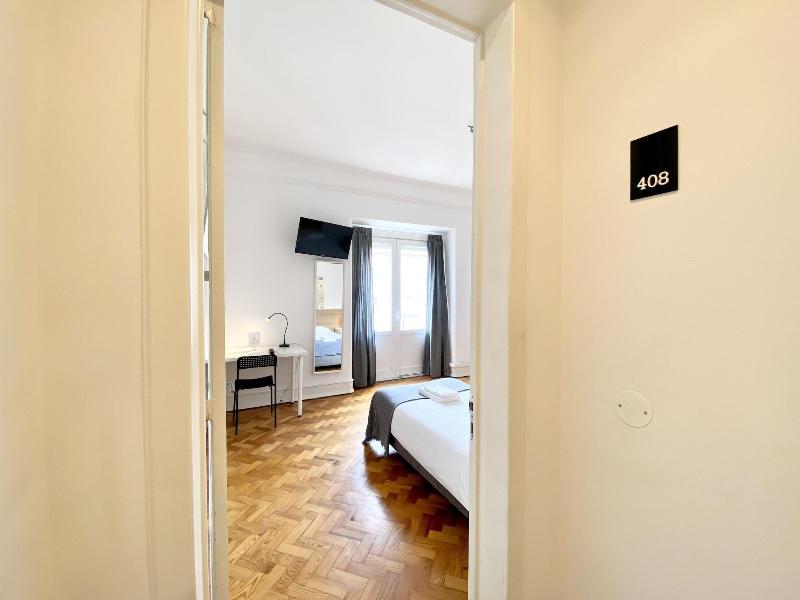 Home Out Rooms & Apartments - Oda