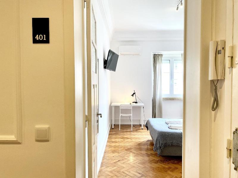 Home Out Rooms & Apartments - Oda