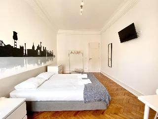 Home Out Rooms & Apartments fotoÄŸrafÄ±