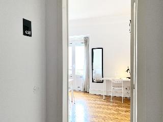 Home Out Rooms & Apartments fotoÄŸrafÄ±