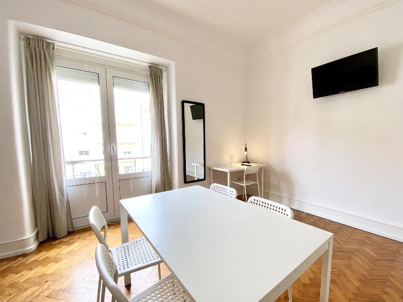 Home Out Rooms & Apartments - Oda