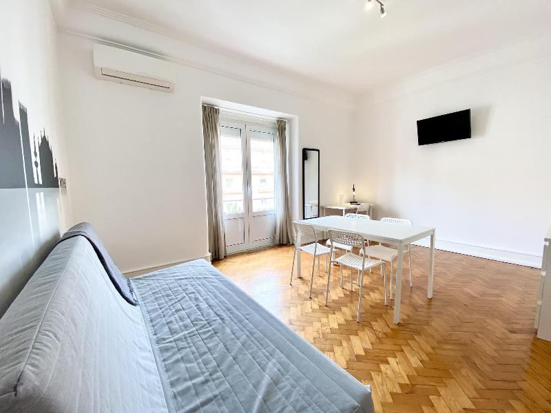 Home Out Rooms & Apartments - Oda