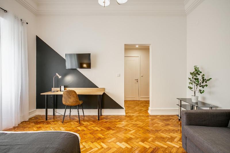Home Out Rooms & Apartments - Oda