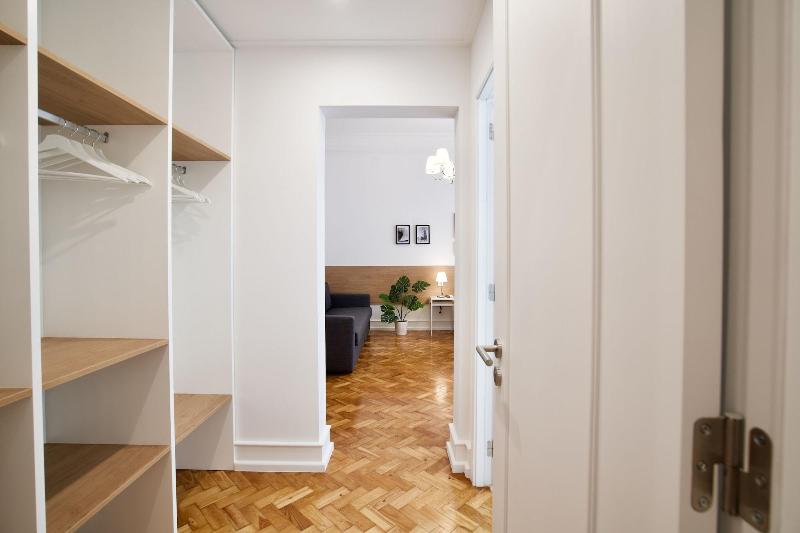Home Out Rooms & Apartments - Oda