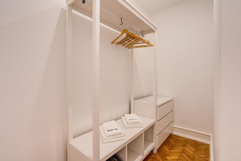 Home Out Rooms & Apartments - Oda