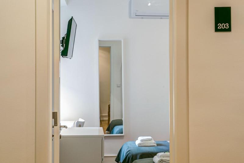 Home Out Rooms & Apartments - Oda