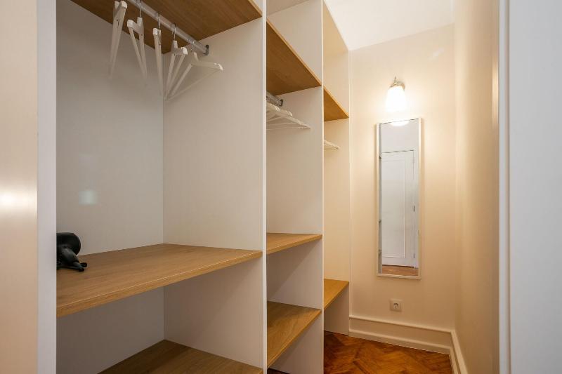 Home Out Rooms & Apartments - Oda