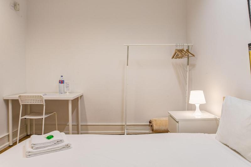 Home Out Rooms & Apartments - Oda