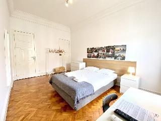 Home Out Rooms & Apartments fotoÄŸrafÄ±