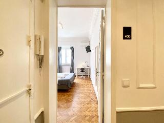 Home Out Rooms & Apartments fotoÄŸrafÄ±