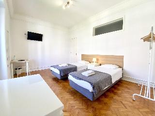 Home Out Rooms & Apartments fotoÄŸrafÄ±