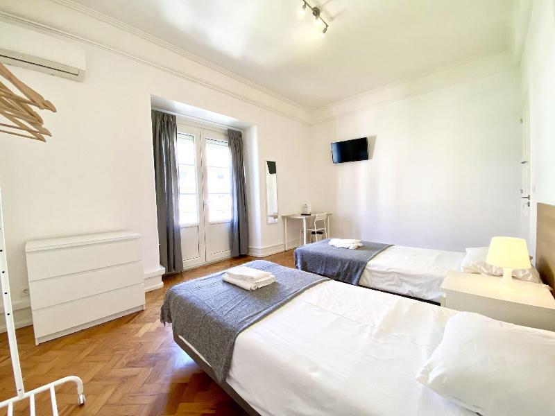 Home Out Rooms & Apartments - Oda