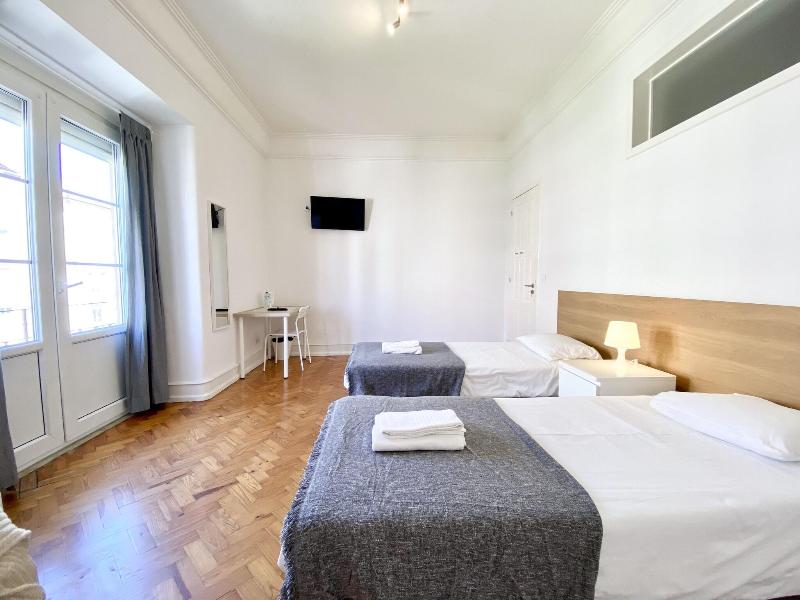 Home Out Rooms & Apartments - Oda