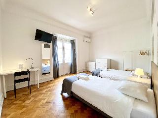 Home Out Rooms & Apartments fotoÄŸrafÄ±