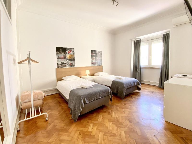 Home Out Rooms & Apartments - Oda