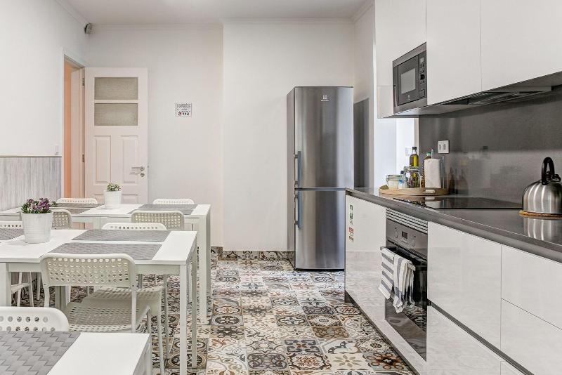 Home Out Rooms & Apartments - Oda