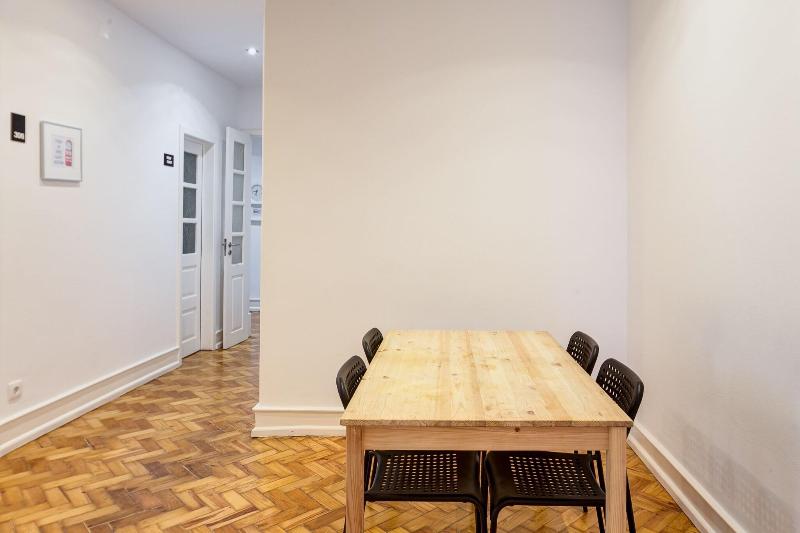 Home Out Rooms & Apartments - Oda