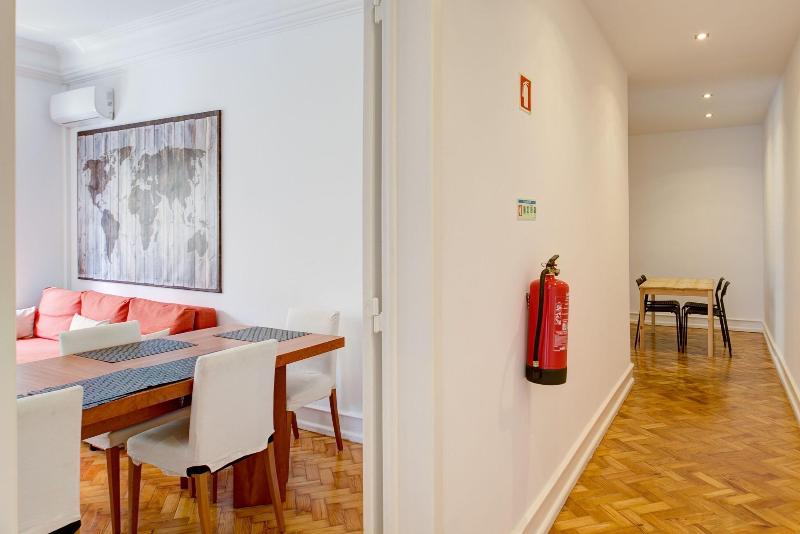 Home Out Rooms & Apartments - Oda